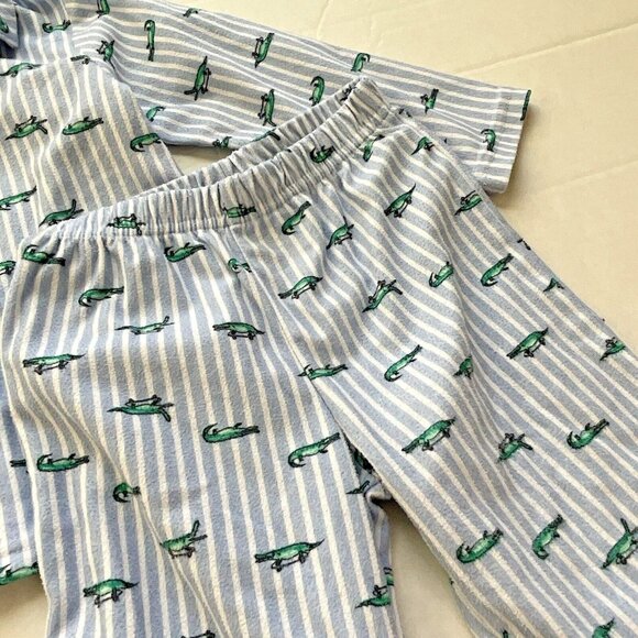 Little Lad Baby Boy Alligator Print Pajama Set Size 24 Months Button Up 2 Piece - Picture 3 of 4